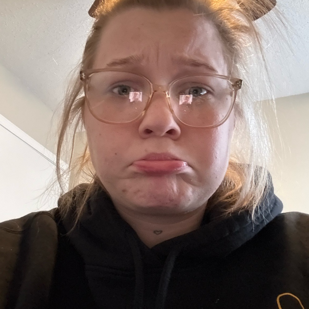 Meet your Posher, Leah